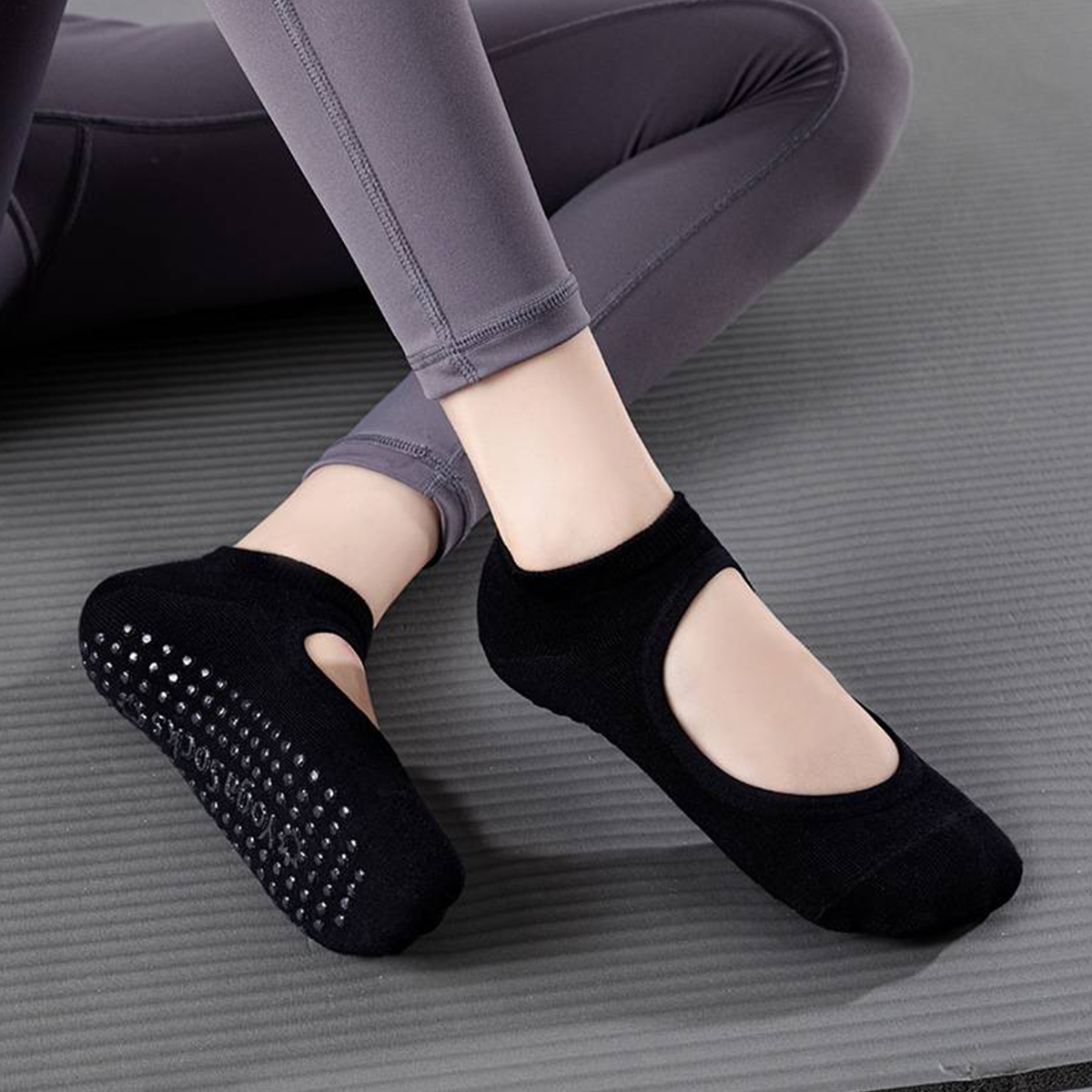 Non-Slip Yoga Socks for Women  - огляд і ціна Grip Sock Yoga